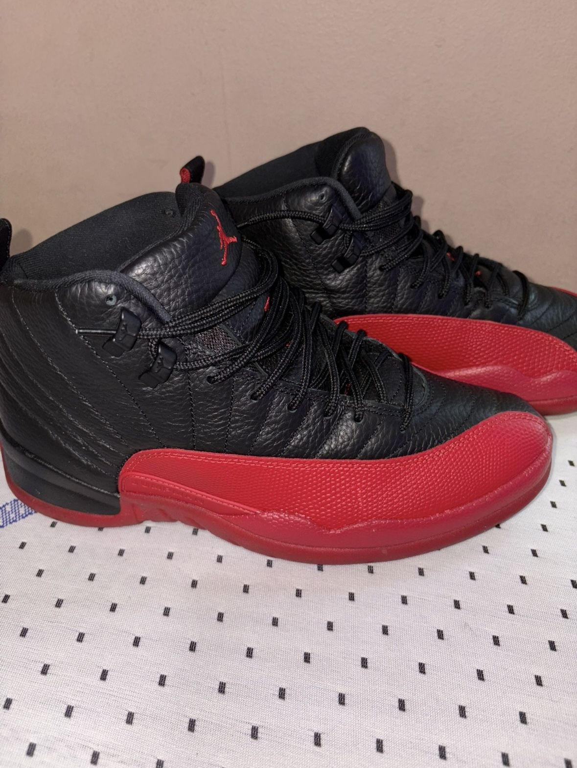 Flu Game 12s Size 10 Worn 