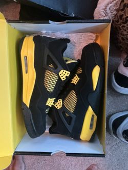 Jordan 4s