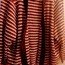 Brand New Ladies 26-28 Buttoned Cardigan Sweater 