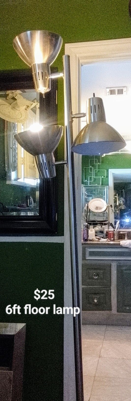 Floor Lamp 