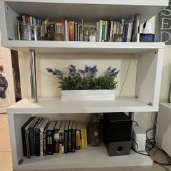 White Wood Zig Zag Bookshelf