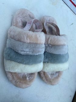 UGG Australia Fluff  Slide  Size 6 Red/ Multi/ UGG cleaning kit/ Jordan shoes