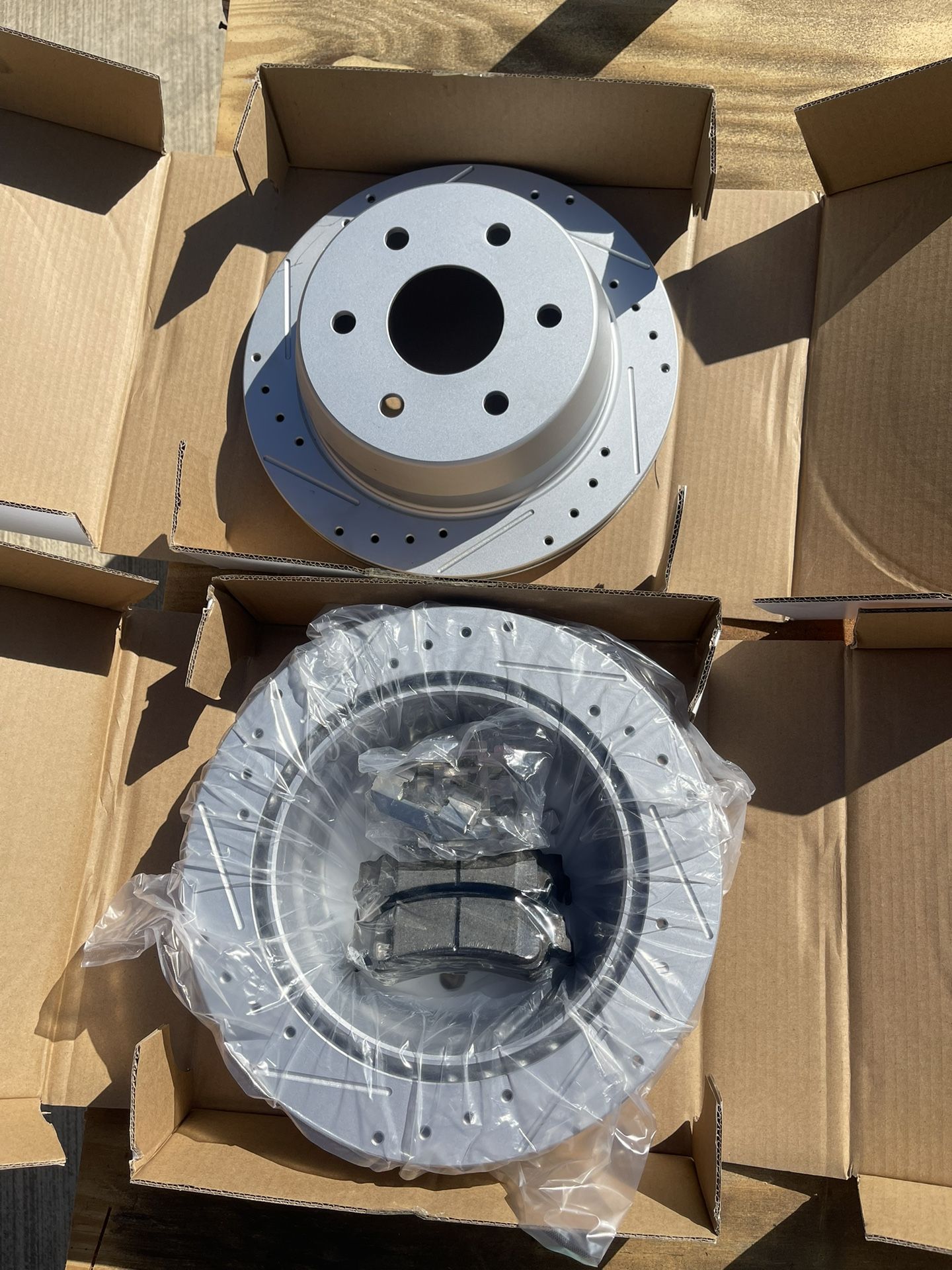 BRAND NEW!!!Rotors For Rear End Of 99-07 Chevy Silverado