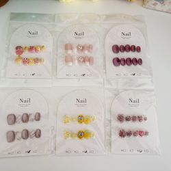 Size M Press On/Push On Nails (Price For Each)