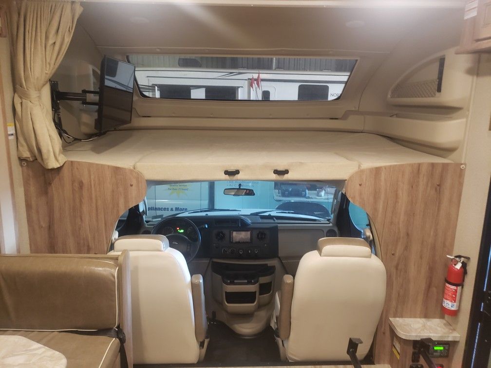 Odyssey Entegra Motorhome RV 2019 31F Model