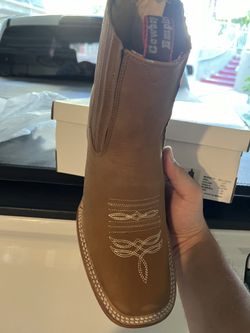 Men’s Boots Size 29