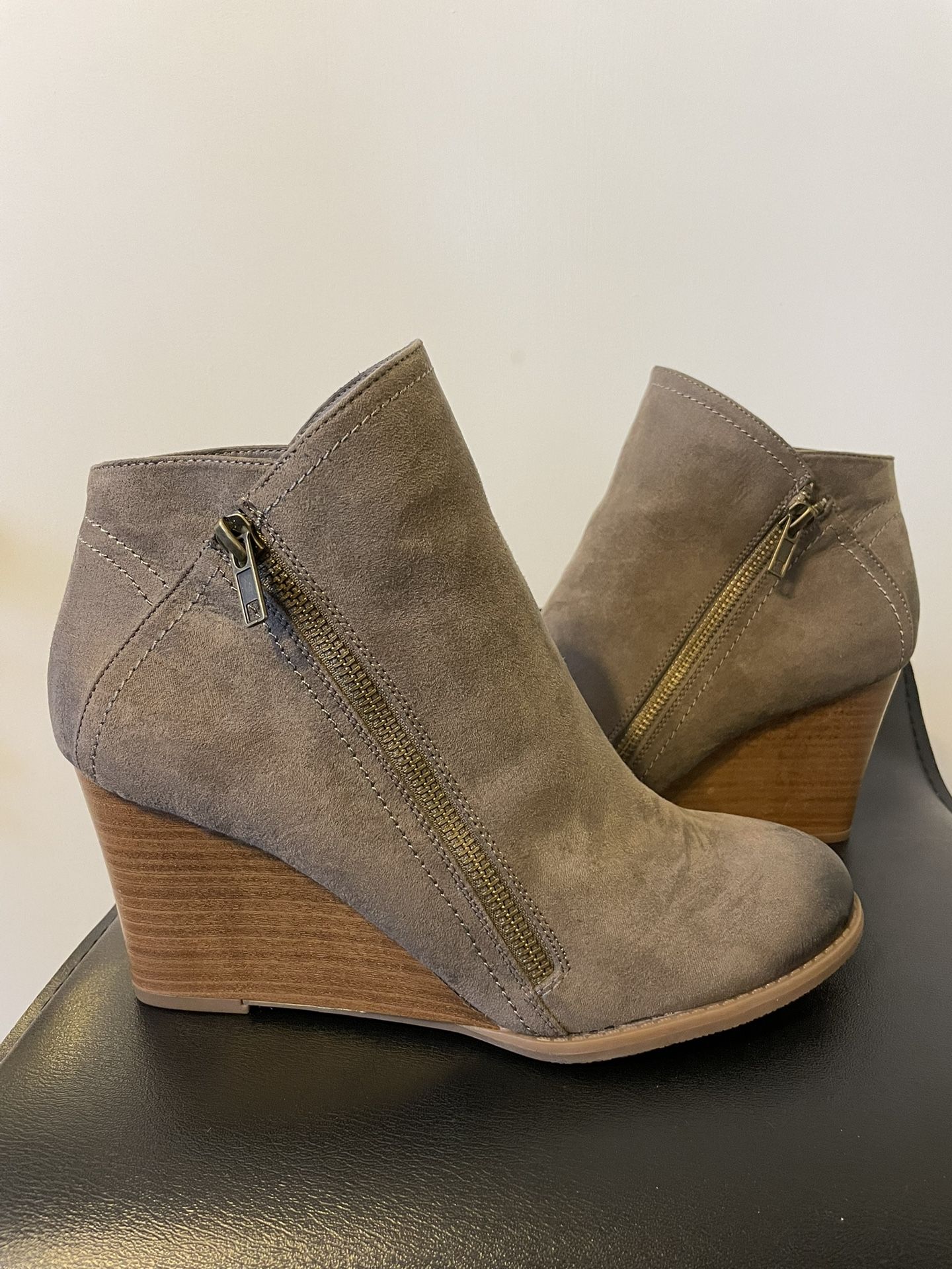 Jote Women’s Boots 8.5