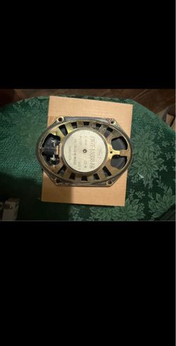 2 Ford OEM 6x8 speakers