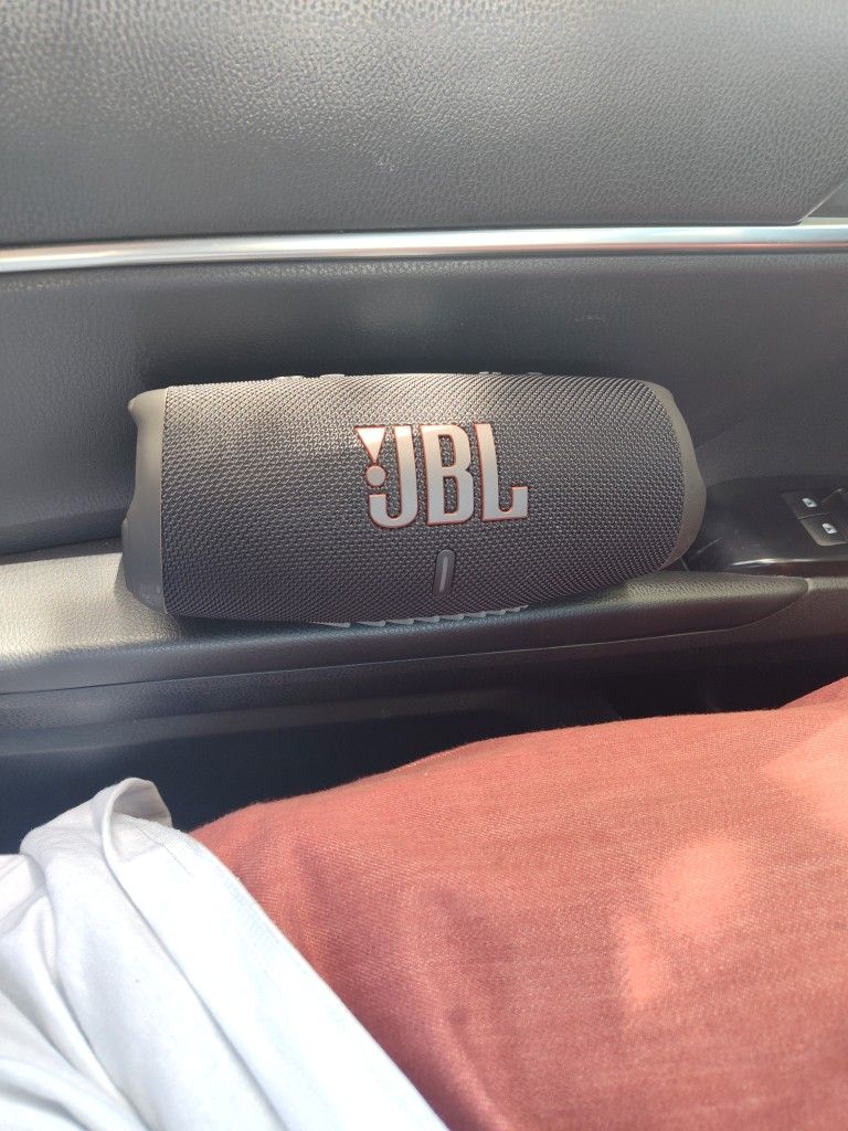 JBL Bluetooth Speaker