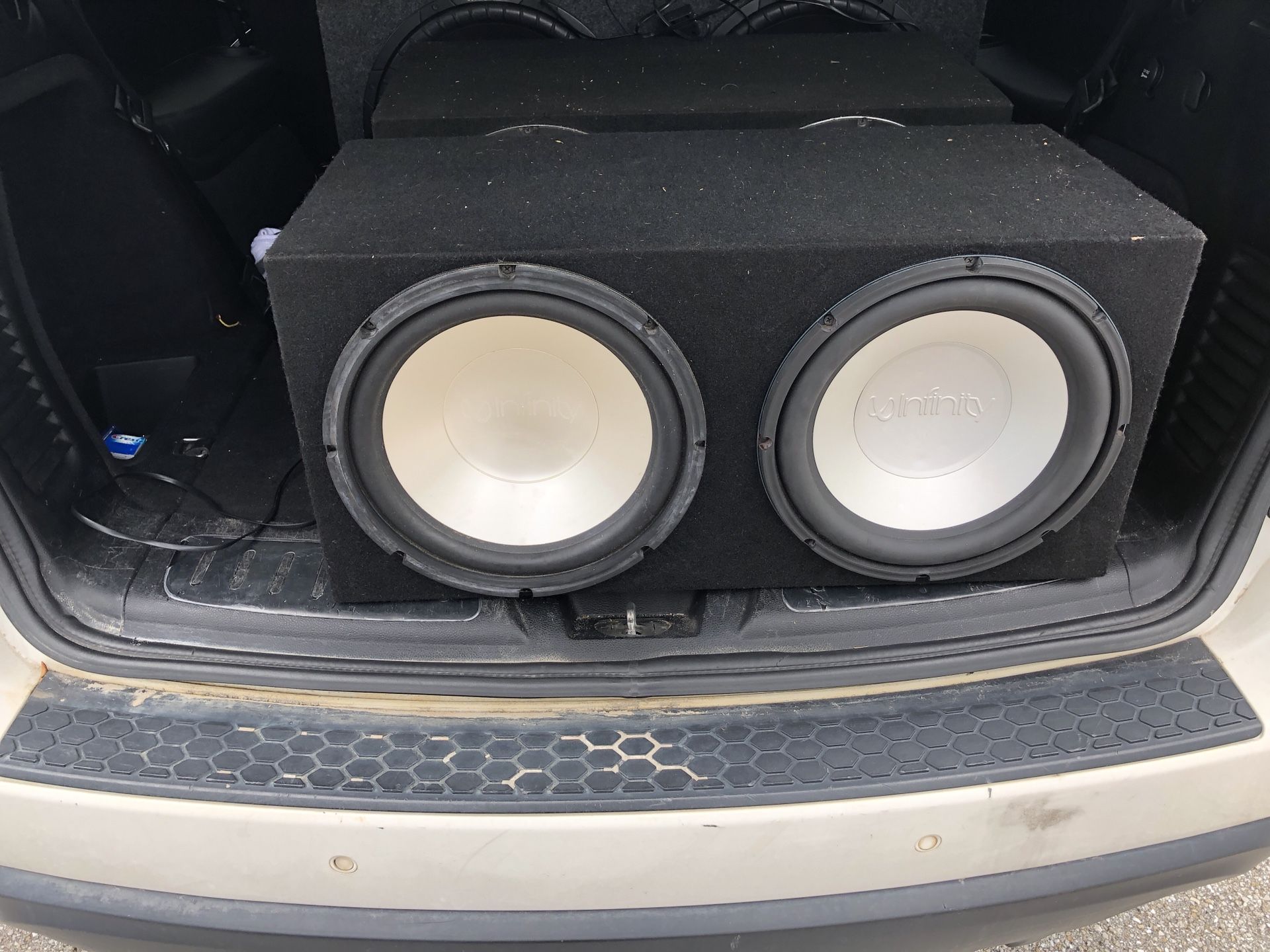 Infinity 12 inch speakers