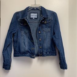  THE STYLE BETWEEN US Jacket size small  Hablo español