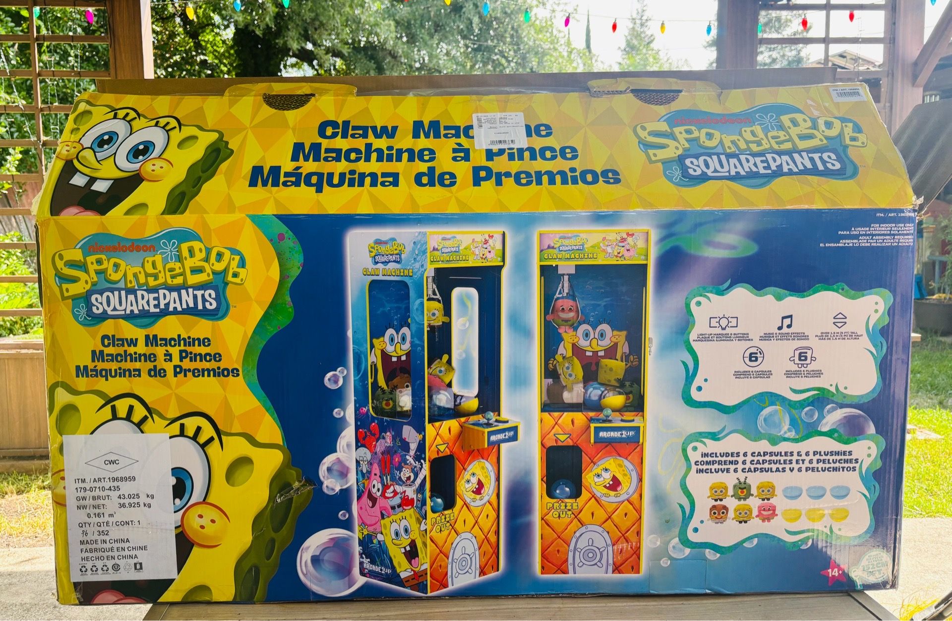 SpongeBob Claw Machine