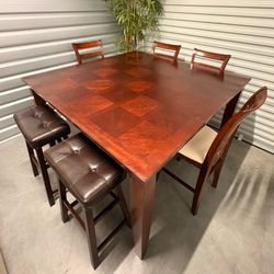 Pub height dining set