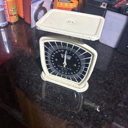 Bulk Garage Sale 800 for Everything or Individual