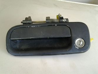 Toyota Camry 1996 door handle