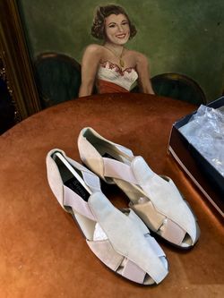 NIB Vintage 50 years old - Regency Comfort Leather Open Shoes/Sandals - Size 11