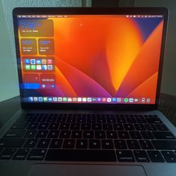 MacBook Pro (13-inch, 2017, Two Thunderbolt 3 ports)