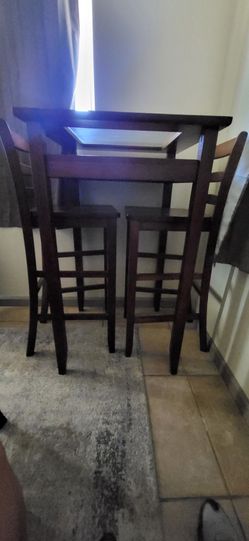 PUB TABLE