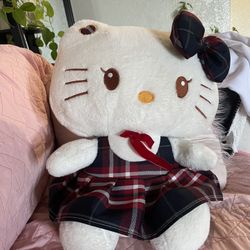 Hello Kitty Plushie