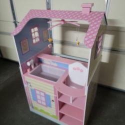House For Kids Good Condition 