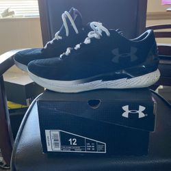 UA Curry1 Liz Low Side