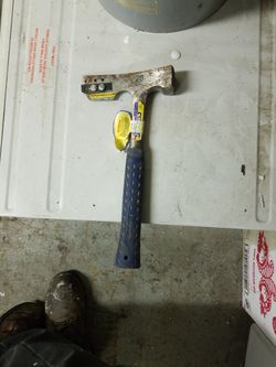 Hammer  Roof  ,carpenter, 