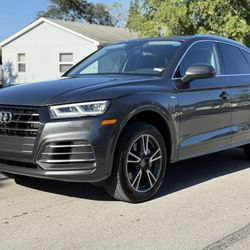 2020 Audi Q5 E