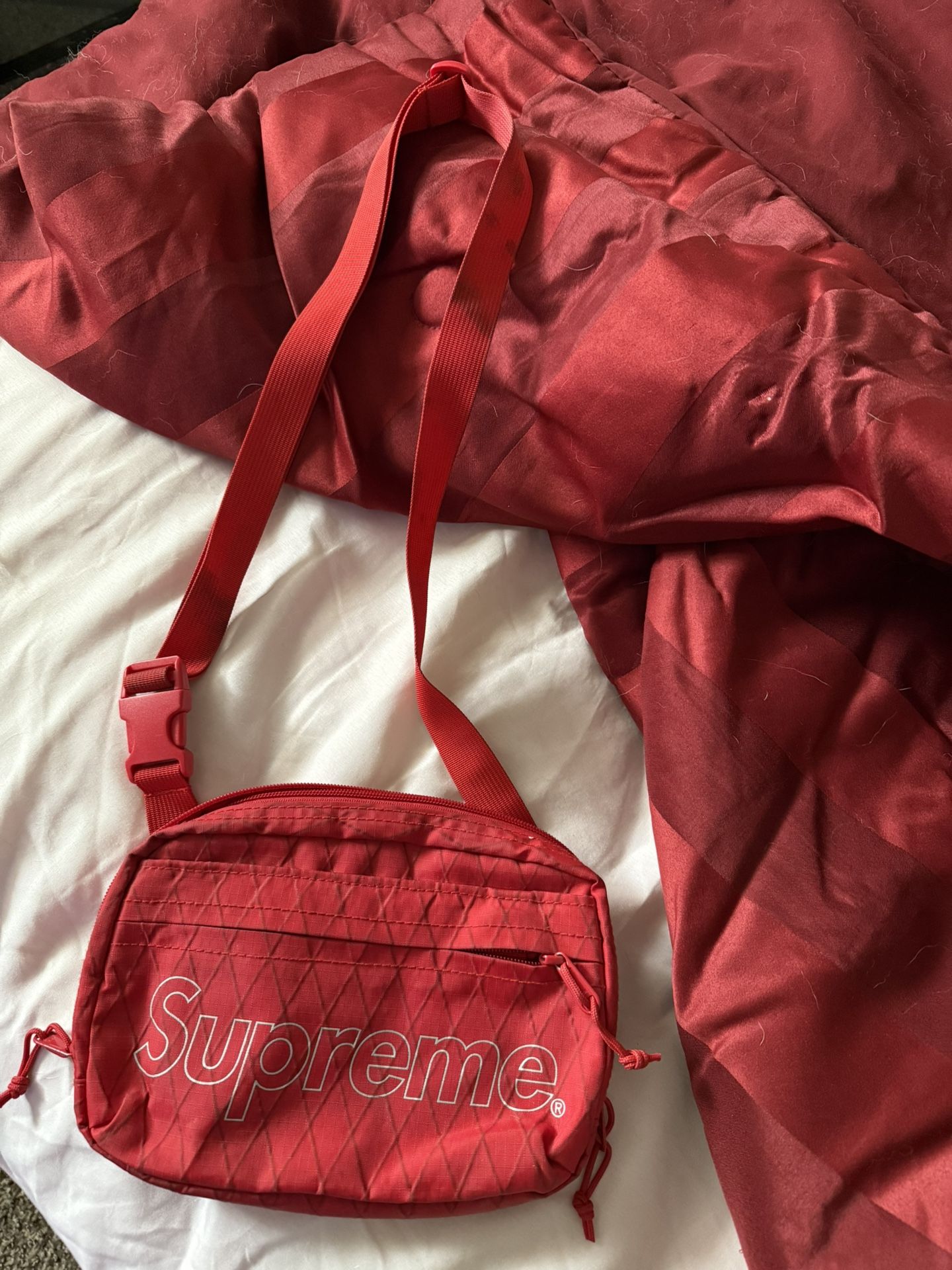 Fw18 Supreme Shoulder Bag