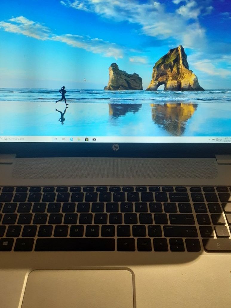 HP envy 17-j020us