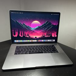 15 Inch MacBook Pro- i7 - 16gb Ram - 1tb SSD