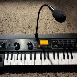 Micro Korg XL+ with vocoder