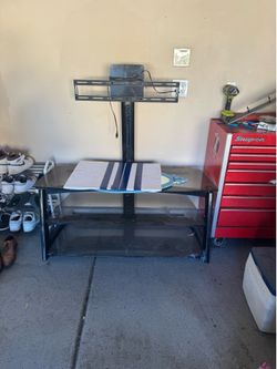 Free TV Stand