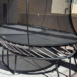 Springfree Trampoline