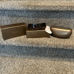 Vintage Gucci Sunglasses-Brown- Item Number- GG 2592/S 086DB- Made In Italy-GC!