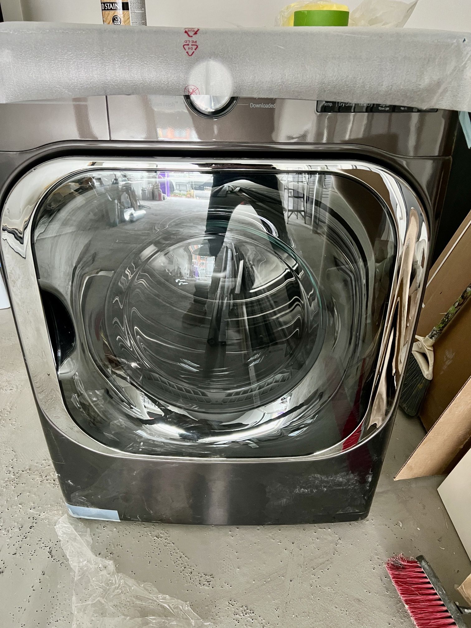 BRAND NEW LG THINQ 9cu Stackable Dryer 