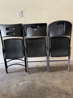 3 Plastic Foldable Chairs