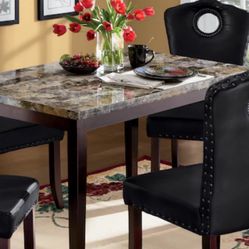 Dinning Table No Chairs