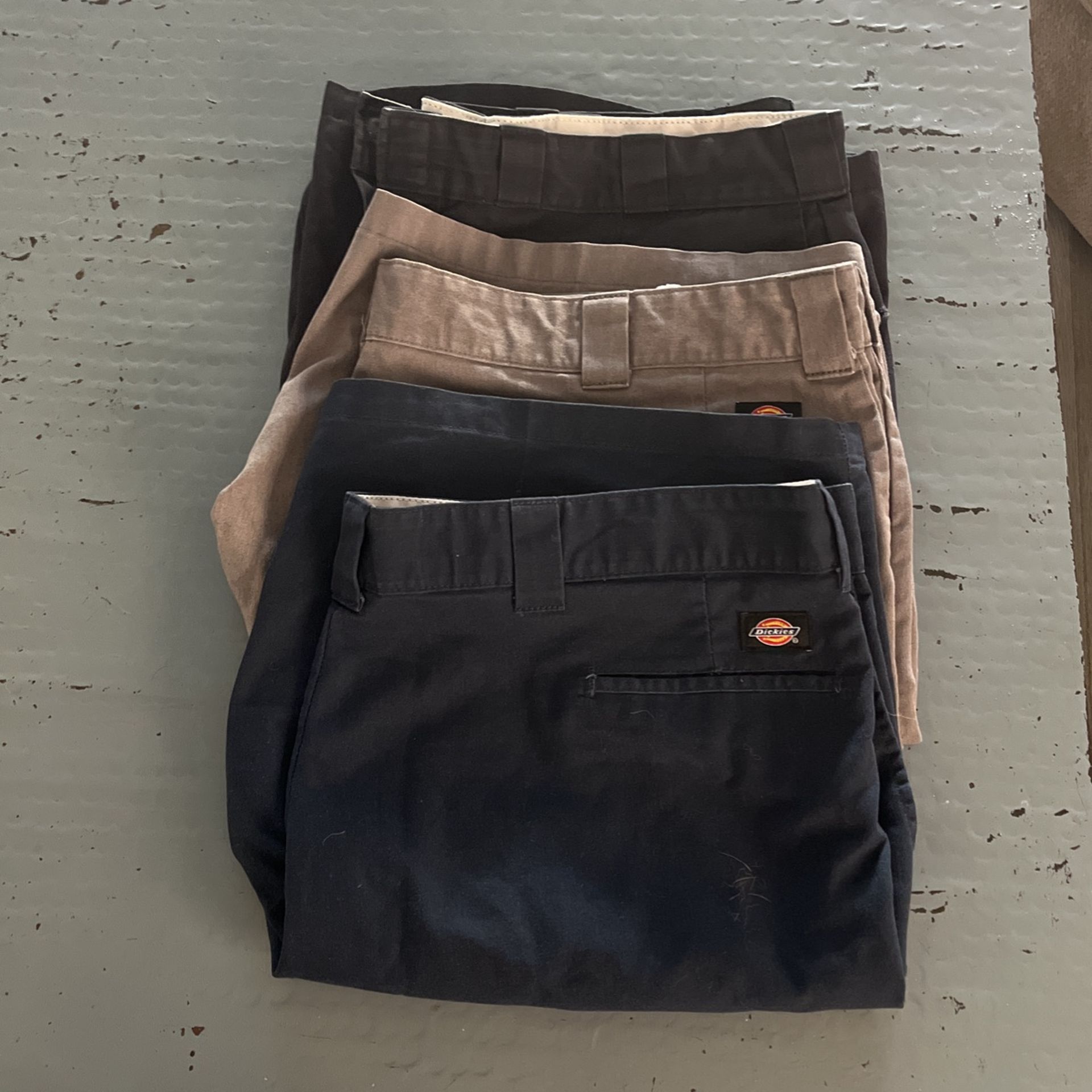 Dickies Men’s Shorts All 3 Pair For 10.00 Size 46