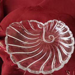 MIKASA CLEAR NAUTILUS SEASHELL CANDY TEINKET DISH 