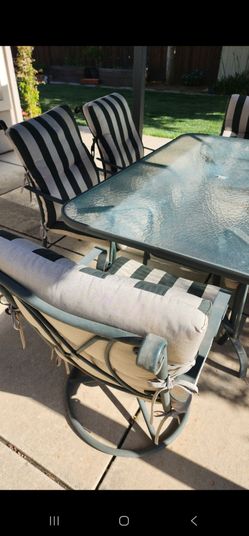 7-Piece Outdoor Patio Dining Set with Glass Top Table and 6 Chairs