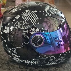 Womens Scorpion Helmet Size Small