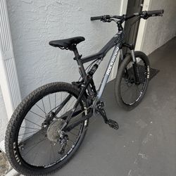 🚴‍♂️ Mountain Bike for Sale – $500