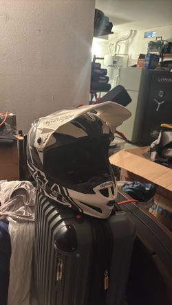 Troy Lee Designs Motocross Helmet