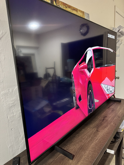 Samsung 65” 4K Smart TV – AU8000