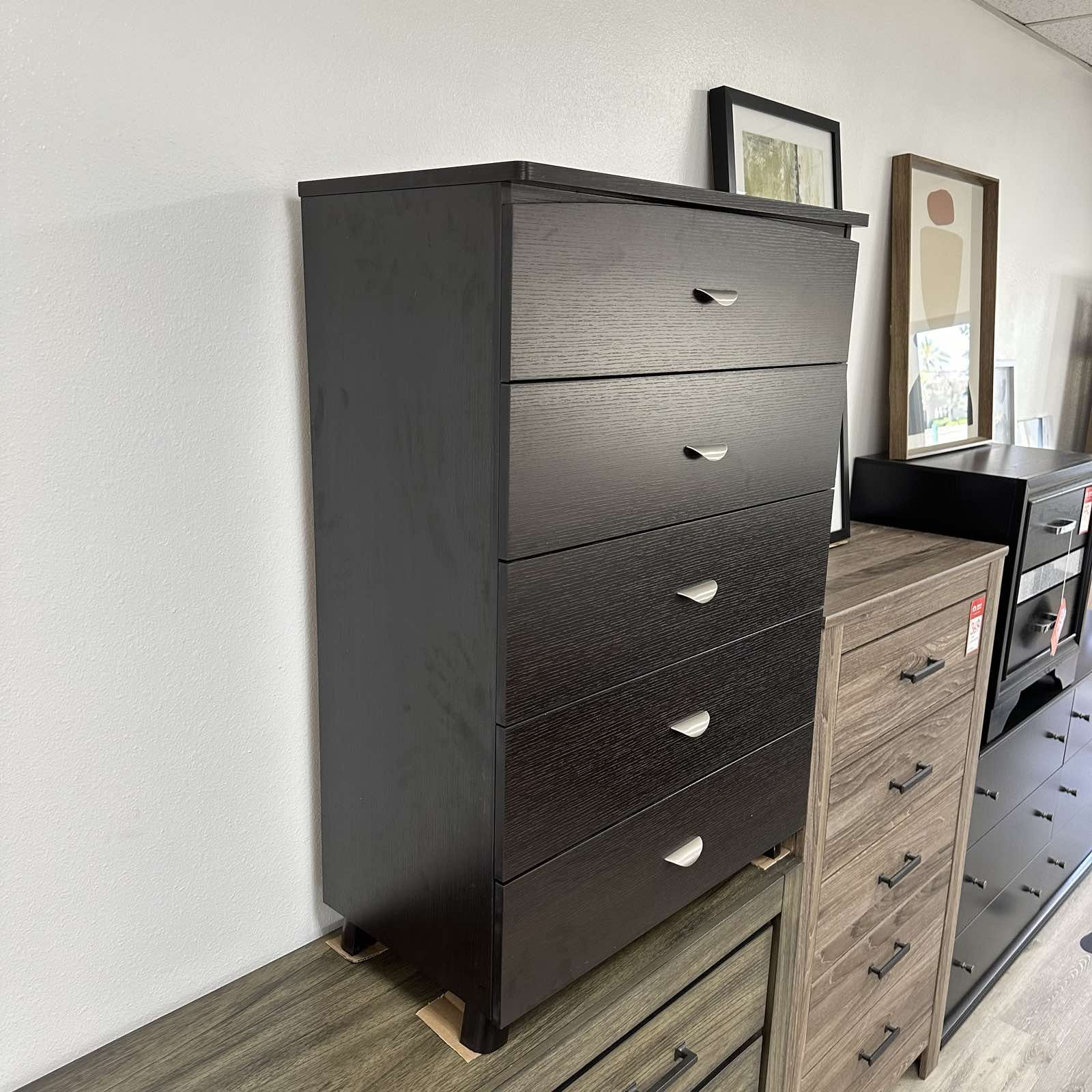 5 Drawer Chest Cappuccino Color SKU#10Y1006