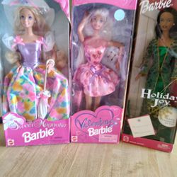 Three Barbie Are All Different Prices Grate Christmas Gifts In Good Condition 