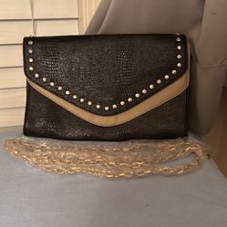 Women’s Clutch Purse With Shoulder Strap