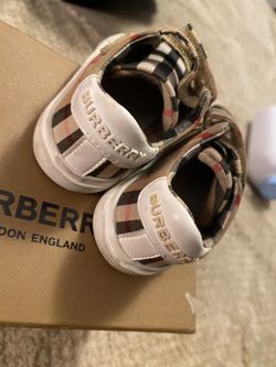Burberry Shoes 