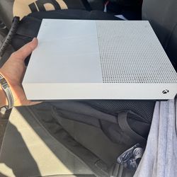Xbox One S (Digital Edition)