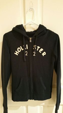 Hollister Hoodie for Sale in Everett, WA - OfferUp